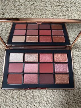 NARS afterglow irresistible palette